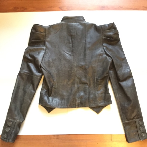 PUFF SLEEVES LEATHER JACKET🔥💥 - Picture 3 of 10